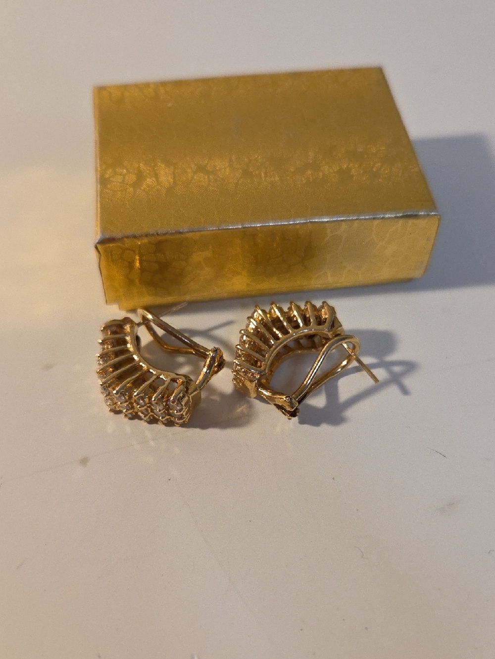 Gold Diamond 14k Fish Design Earrings 11g Real Gold Elegant Statement Jewe - Picture 5 of 7